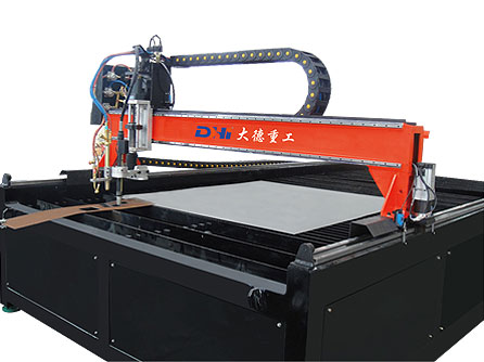 CNC2型臺(tái)式精密數(shù)控等離子切割機(jī)       